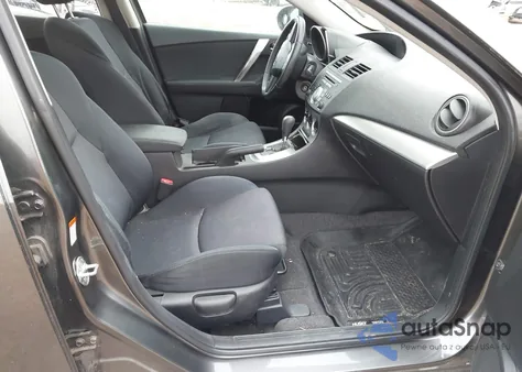 2010 Mazda Mazda3 S Sport из США, поврежденный, VIN JM1BL1H56A1279570